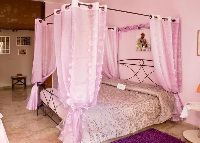 Bed and Breakfast 21