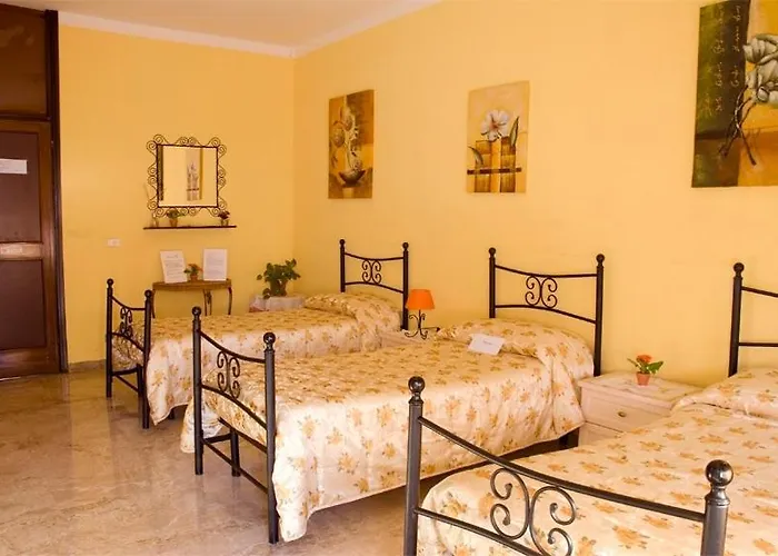 21 Bed and Breakfast *